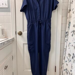 Wink Renew Women's 7 Pocket Stretch V-neck Cargo Jogger Jumpsuit